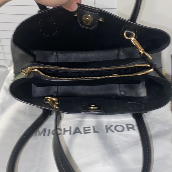 Michael Kors Satchel - Picture 3 of 7